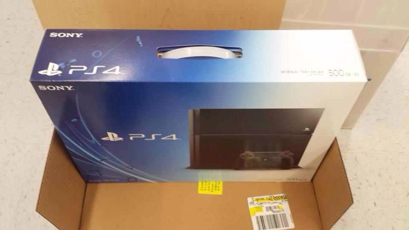 La Playstation 4 déjà dans certains stock aux US, certain en profite !