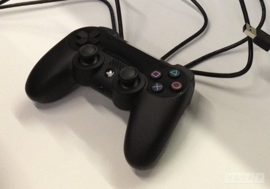 Nouvelle photo du prototype de Dual Shock de la Playstation 4